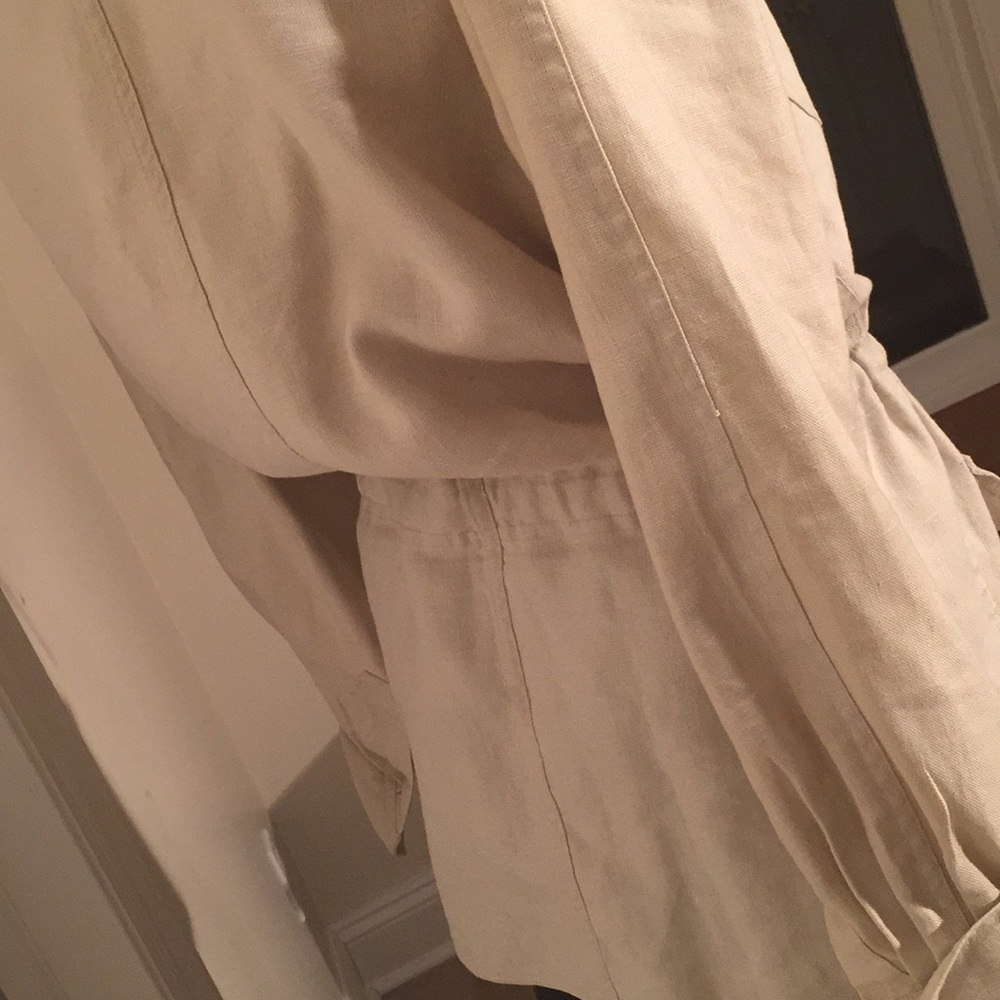 Beautiful linen jacket! - Picture 4 of 4